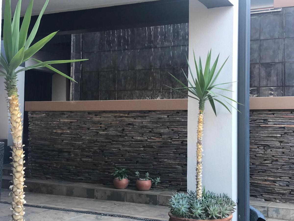 Bokamoso Views Bed & Breakfast รัสเทนเบิร์ก ภายนอก รูปภาพ