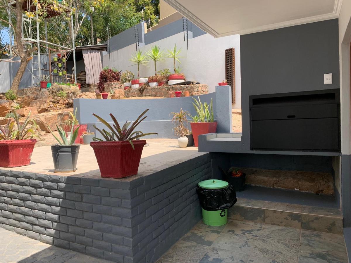 Bokamoso Views Bed & Breakfast รัสเทนเบิร์ก ภายนอก รูปภาพ