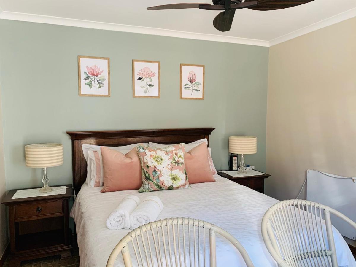 Bokamoso Views Bed & Breakfast รัสเทนเบิร์ก ภายนอก รูปภาพ