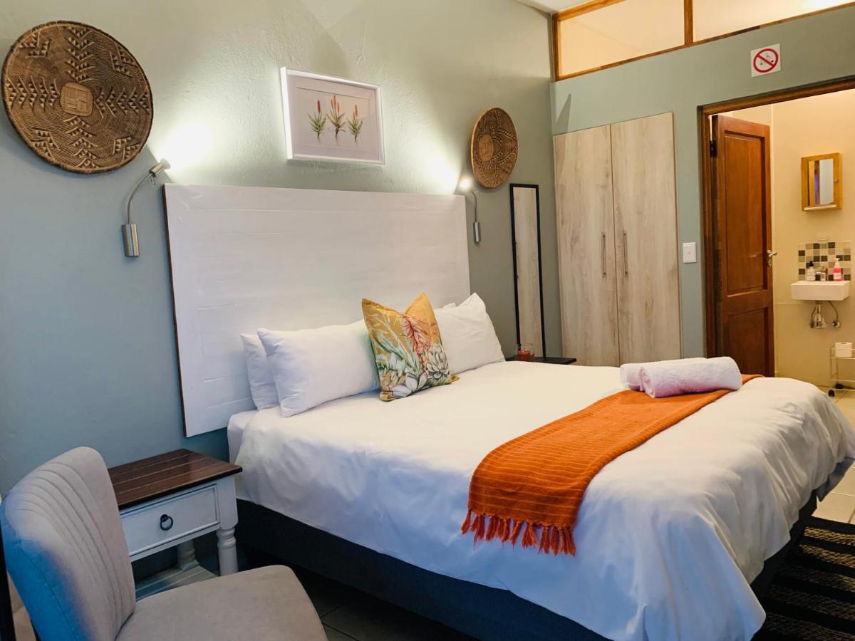 Bokamoso Views Bed & Breakfast รัสเทนเบิร์ก ภายนอก รูปภาพ