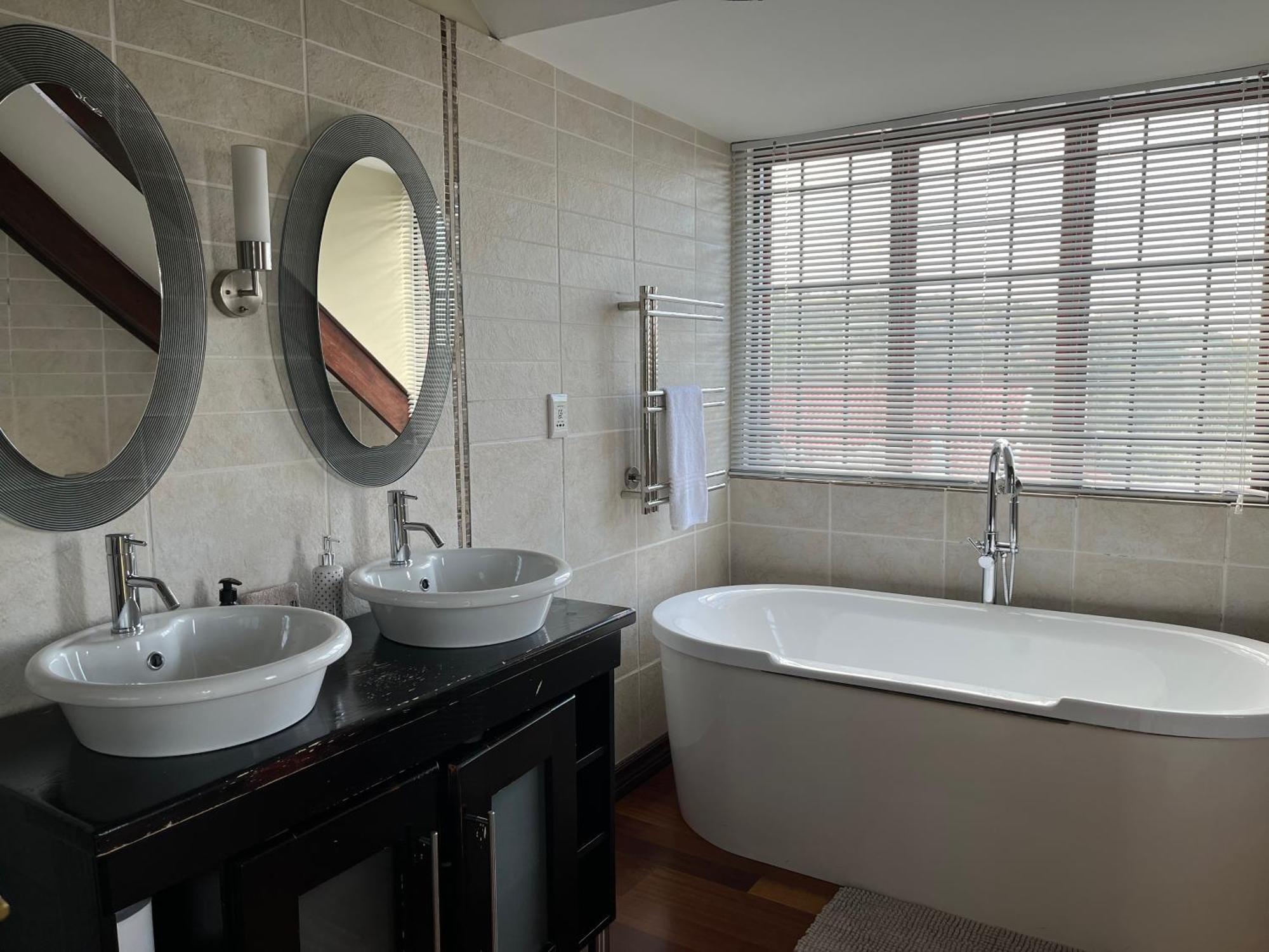 Bokamoso Views Bed & Breakfast รัสเทนเบิร์ก ภายนอก รูปภาพ